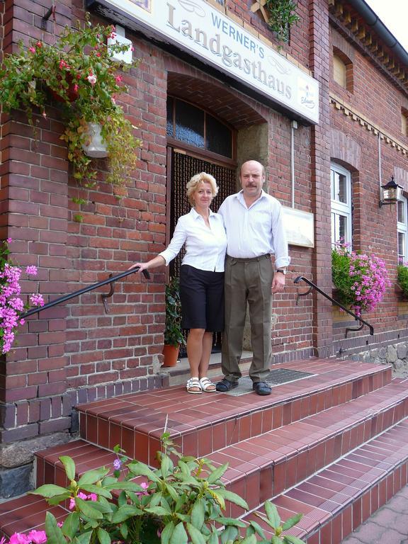 Werners Landgasthaus Lieskau Экстерьер фото